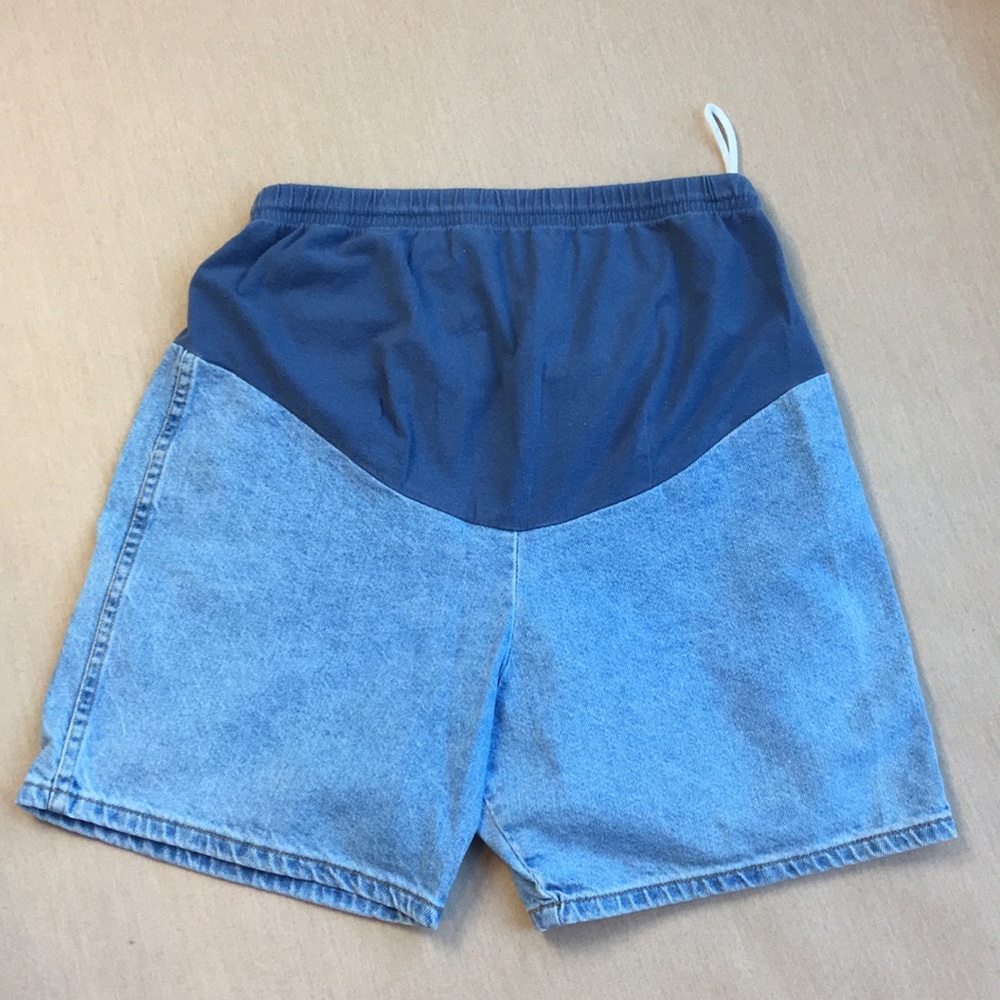 Motherhood women’s maternity shorts size 38